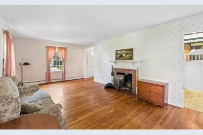 4 Ursula Street, Waterville, ME 04901 - Photo 9