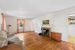 4 Ursula St, Waterville, ME 04901 - Photo 9