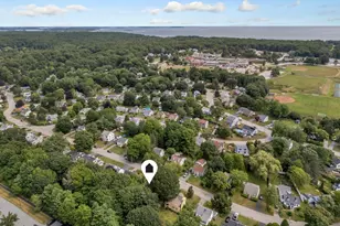 31 Longfellow Dr, Cape Elizabeth, ME 04107 - Photo 17