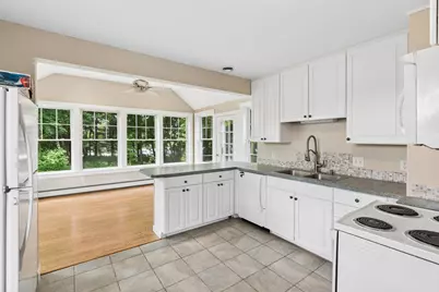 31 Longfellow Drive, Cape Elizabeth, ME 04107 - Photo 5