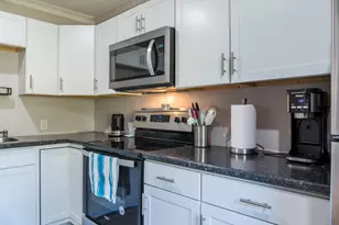 46 Broadview Ave, Auburn, ME 04210 - Photo 7