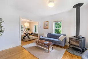 19 Stimson St, Kittery, ME 03904 - Photo 7
