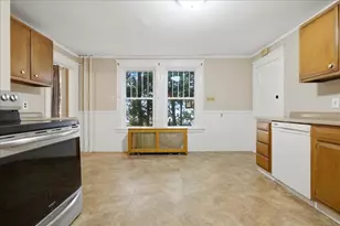226 Summer St, Auburn, ME 04210 - Photo 55