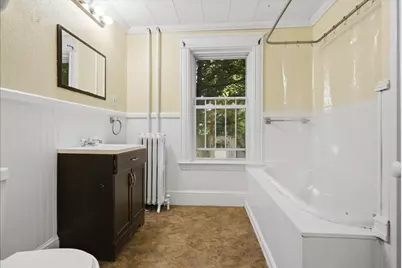 226 Summer Street, Auburn, ME 04210 - Photo 73