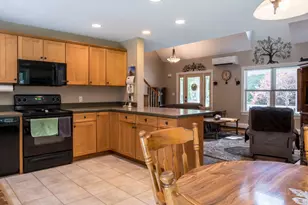 9 Strawberry Patch Ln, Freeport, ME 04032 - Photo 5