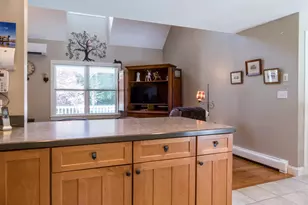 9 Strawberry Patch Ln, Freeport, ME 04032 - Photo 9