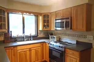 32 Mayland St, Oakland, ME 04963 - Photo 3