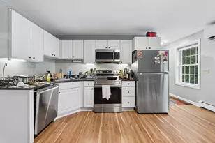 22 Hawthorne St, Portland, ME 04103 - Photo 23
