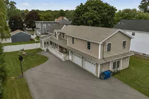 22 Hawthorne St, Portland, ME 04103 - Photo 1