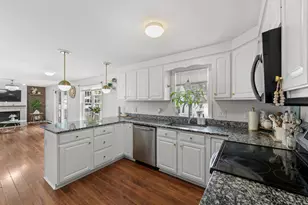 10 Aspen Dr, Saco, ME 04072 - Photo 17