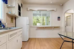 342 Turner St, Auburn, ME 04210 - Photo 7