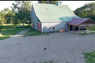 983 Hampden Rd, Carmel, ME 04419 - Photo 9