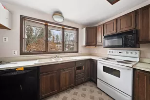 101 School St, Berwick, ME 03901 - Photo 5