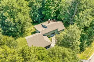 77 Wedgewood Dr, Winthrop, ME 04364 - Photo 19