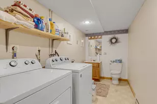 77 Wedgewood Dr, Winthrop, ME 04364 - Photo 45