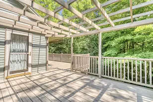 77 Wedgewood Dr, Winthrop, ME 04364 - Photo 17