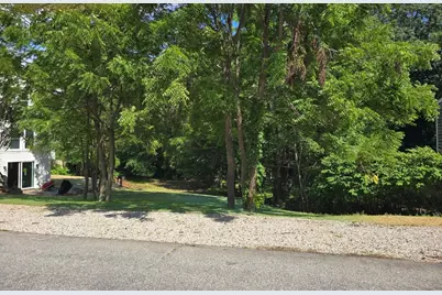 34 Traip Avenue, Kittery, ME 03904 - Photo 3