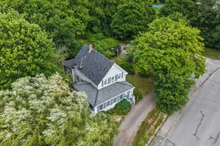 36 Deane St, Ellsworth, ME 04605 - Photo 3