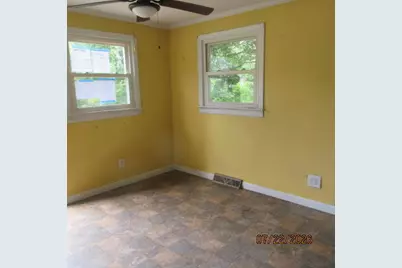 23 Warsaw Circle, Lincoln, ME 04457 - Photo 9