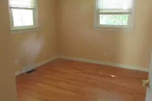 23 Warsaw Cir, Lincoln, ME 04457 - Photo 11
