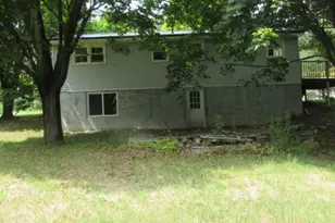 23 Warsaw Cir, Lincoln, ME 04457 - Photo 3