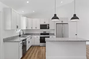 1 Sunrise Dr, Hallowell, ME 04347 - Photo 25