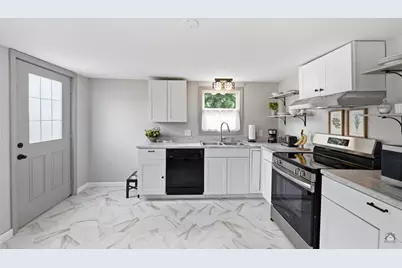 23 Beckett Street, Lewiston, ME 04240 - Photo 9