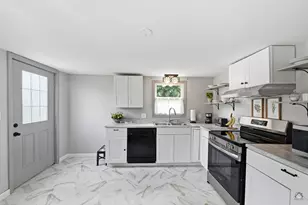 23 Beckett St, Lewiston, ME 04240 - Photo 9