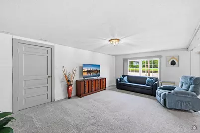 23 Beckett Street, Lewiston, ME 04240 - Photo 15