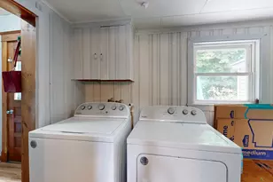 184 Whitney St, Auburn, ME 04210 - Photo 5