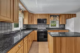2639 Union St, Hermon, ME 04401 - Photo 15