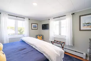 8 Railroad Ave, Kennebunk, ME 04043 - Photo 33