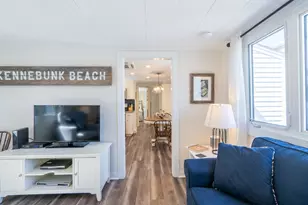 8 Railroad Ave, Kennebunk, ME 04043 - Photo 27