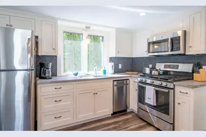 8 Railroad Avenue, Kennebunk, ME 04043 - Photo 23