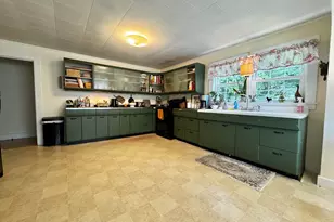 139 Franklin St, Bucksport, ME 04416 - Photo 11