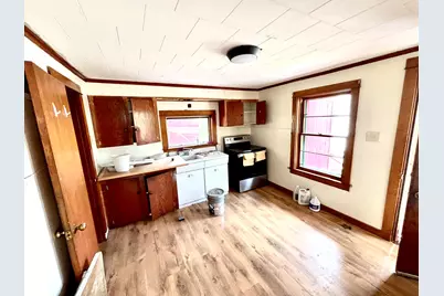 85 School Street, Millinocket, ME 04462 - Photo 21