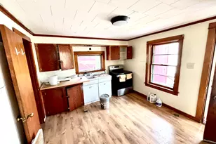 85 School St, Millinocket, ME 04462 - Photo 21