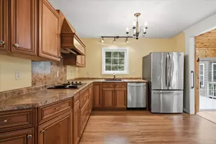 114 Garden Cir, Auburn, ME 04210 - Photo 13