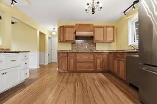 114 Garden Cir, Auburn, ME 04210 - Photo 11