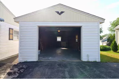 121 Dow Avenue, Lewiston, ME 04240 - Photo 29