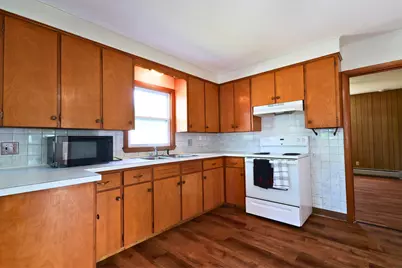 121 Dow Avenue, Lewiston, ME 04240 - Photo 11
