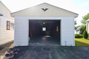 121 Dow Ave, Lewiston, ME 04240 - Photo 29