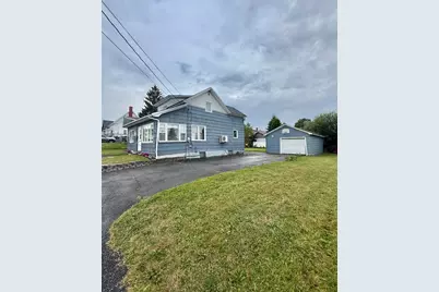 137 12th Avenue, Madawaska, ME 04756 - Photo 3