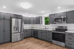 16 Pomroy Ln, Levant, ME 04456 - Photo 5