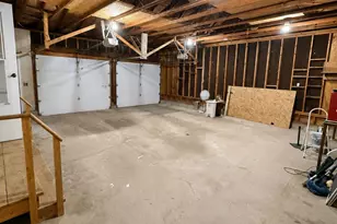 42 Sidney Blvd, Hampden, ME 04444 - Photo 15
