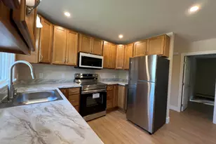 2 Carrier Pl, Lewiston, ME 04240 - Photo 7