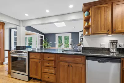 23 Ivie Road, Cape Elizabeth, ME 04107 - Photo 9
