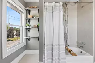 26 Adelaide St, Portland, ME 04103 - Photo 33