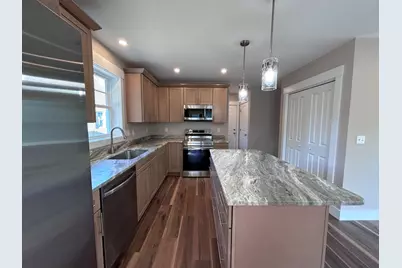18 Green Street, Westbrook, ME 04092 - Photo 9