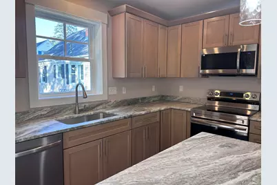 18 Green Street, Westbrook, ME 04092 - Photo 11